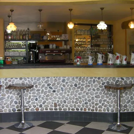 Hôtel-restaurant Le Rouffillac * Carlux