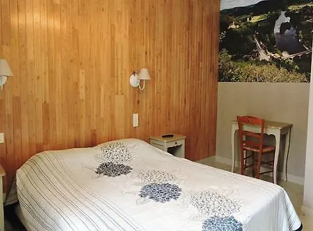 Hotel Hôtel-restaurant Le Rouffillac *